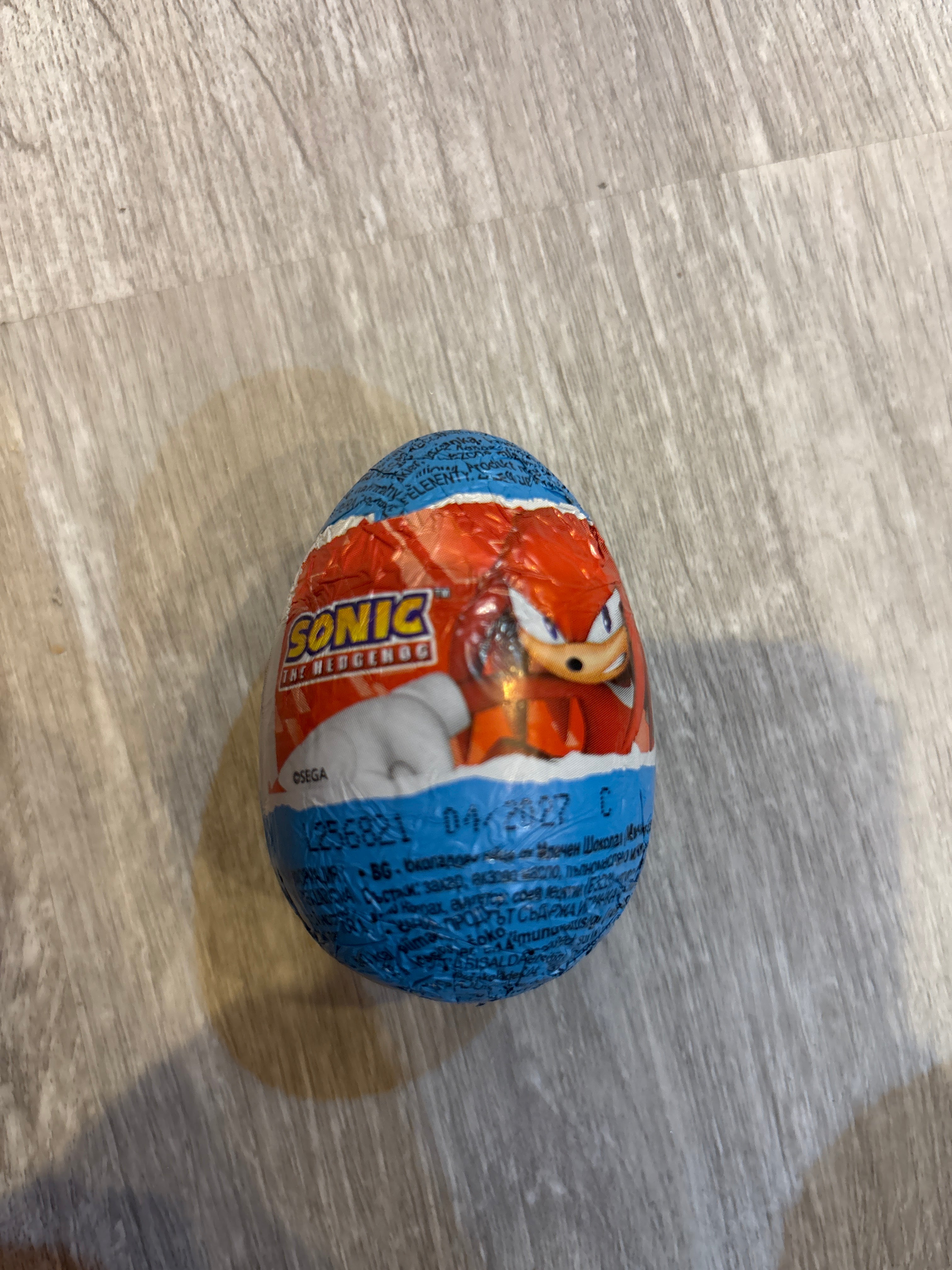 Sonic milk chocolate eggs
