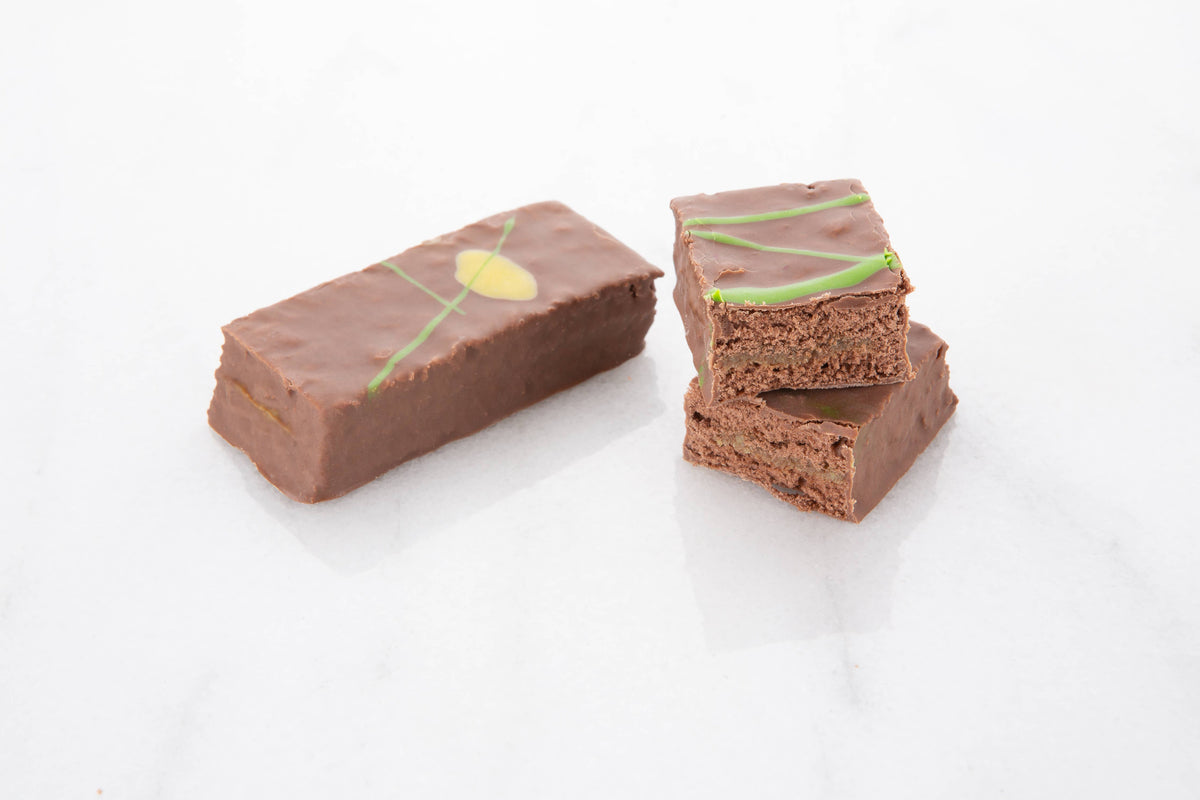 Viral Dubai Pistachio Pie Cake with Milky Chocolate