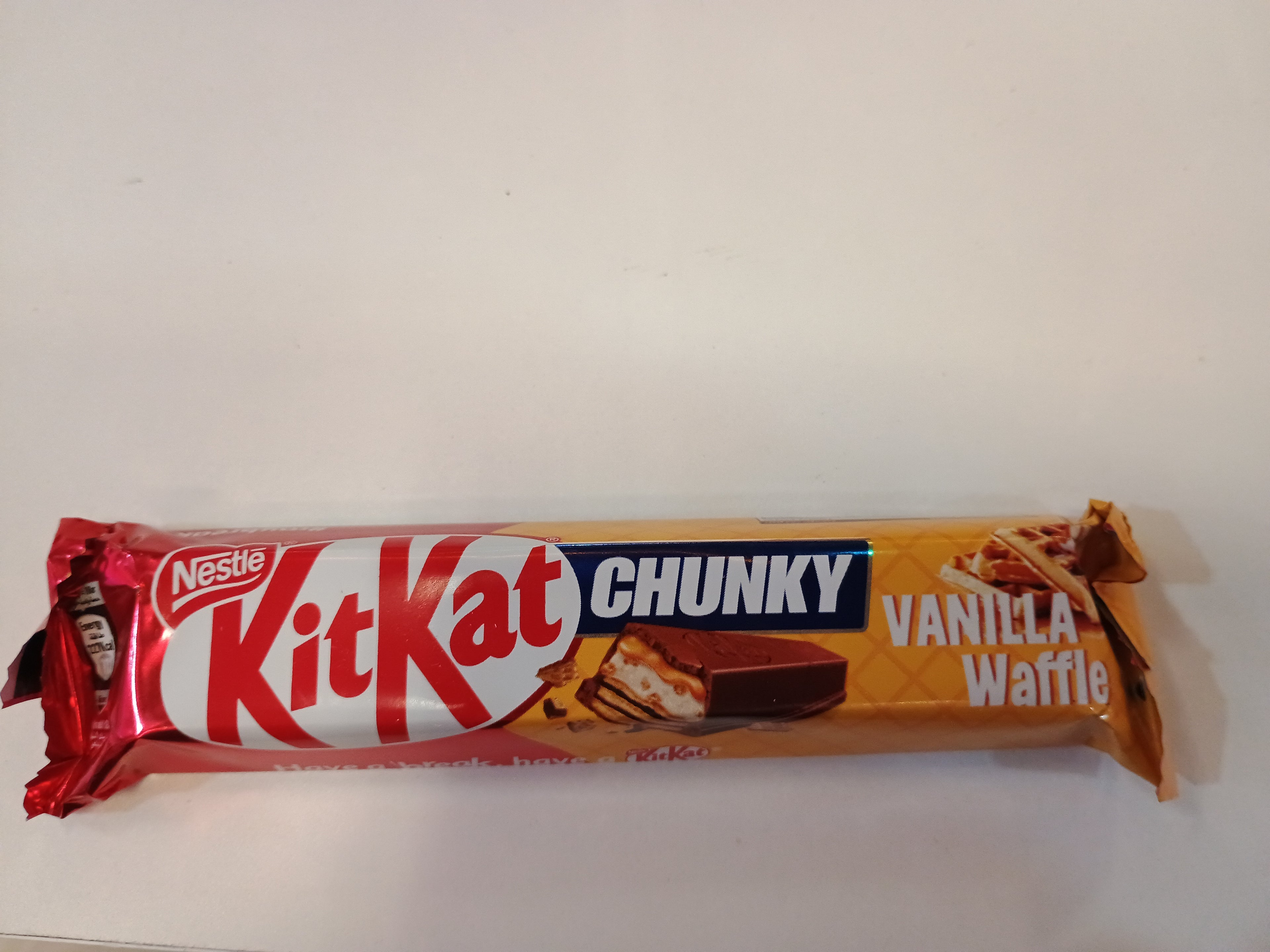 KITKAT CHUNKY VANILLA WAFFLE