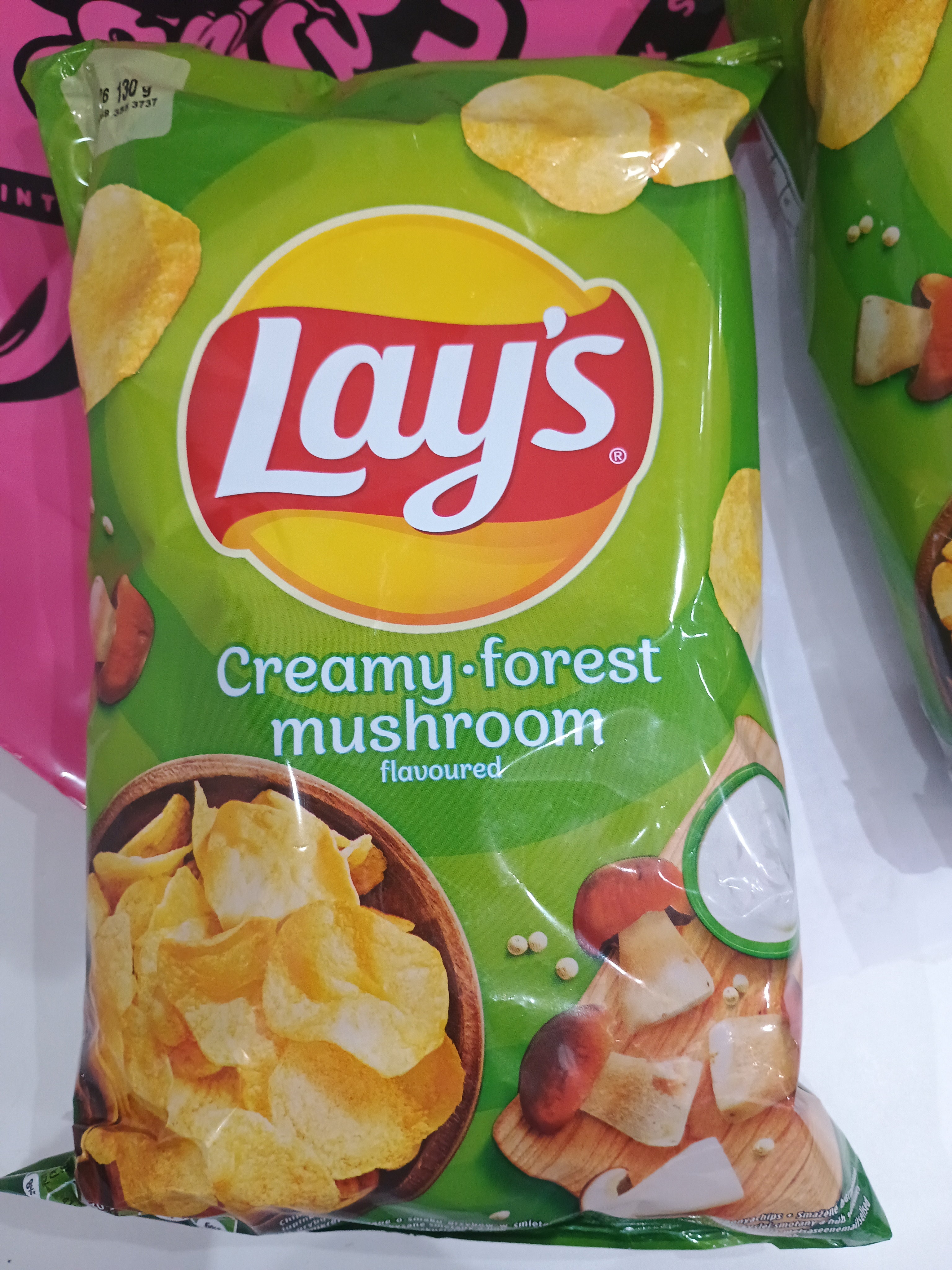 Lays Mushroom and cream(Germany)