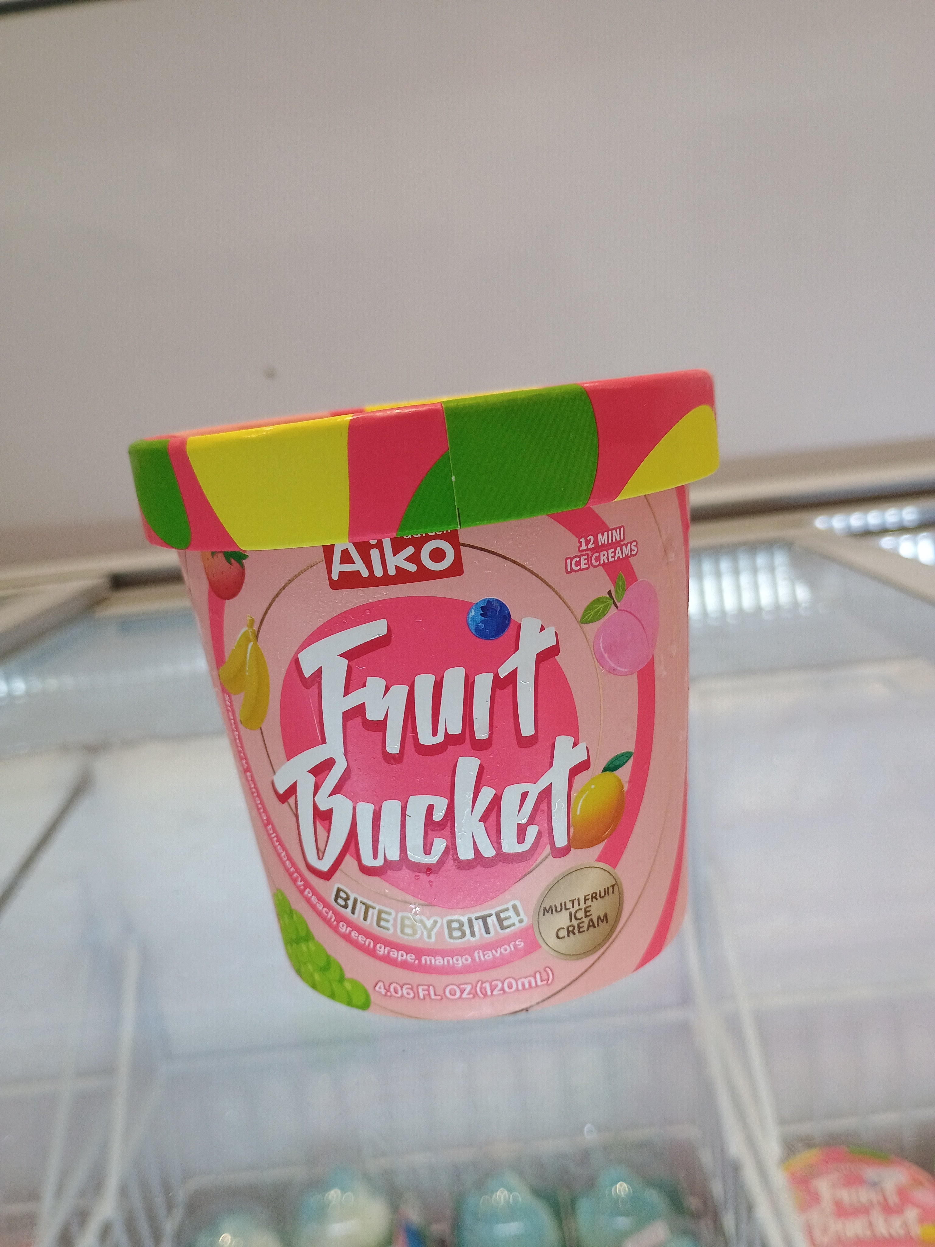 Fruit bucket icecream