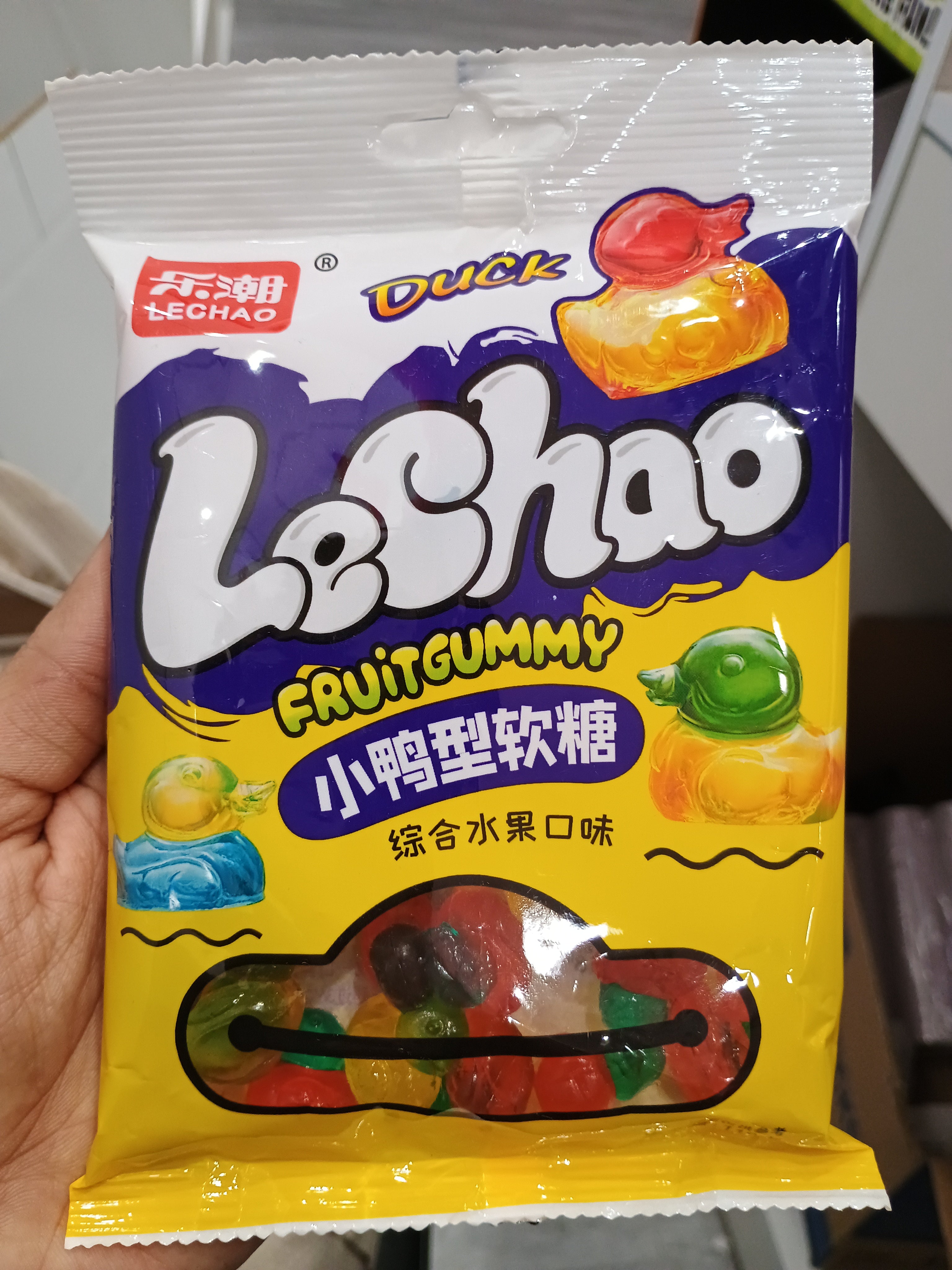Lechao duck shaped fruit gummy